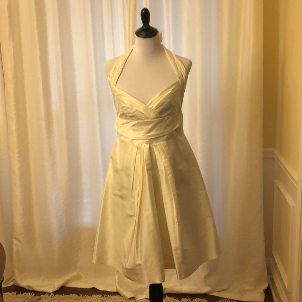 Ivory dress- perfect for brides